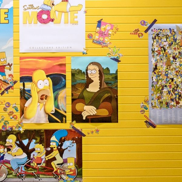 심슨 가족의 월 포스터