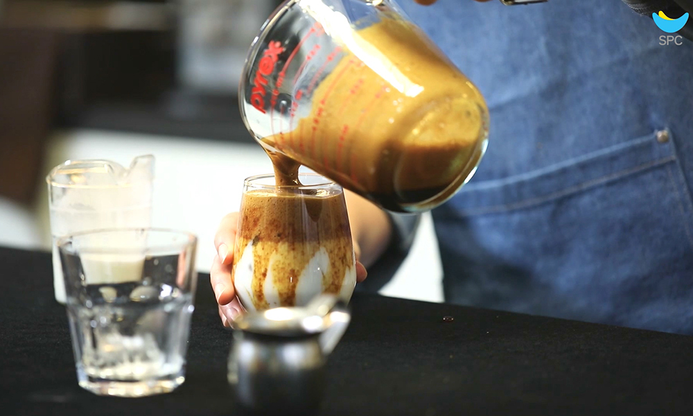 아인슈페너 달고나 라떼