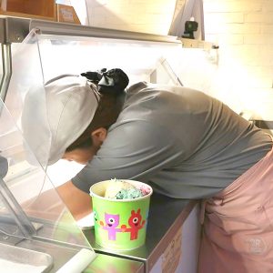 아르바이트하는 박효경학생