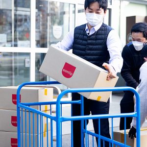 전달식 진행 중 마스크를 착용해 감염을 예방한 모습 전달식 진행 중 마스크를 착용해 감염을 예방한 모습