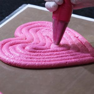 밑부분은 하트를 꽉 채워주세요.