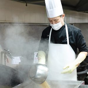 맛있는 음식을 준비하는 모습 맛있는 음식을 준비하는 모습