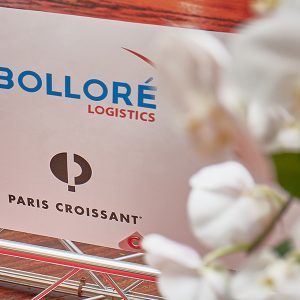 포토존에서 보이는 파리크라상 로고 포토존에서 보이는 파리크라상 로고