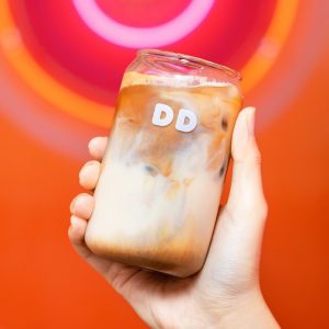 던킨 라이브에서만 만날 수 있는 오트라떼 던킨 라이브에서만 만날 수 있는 오트라떼