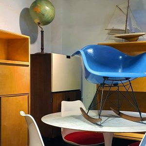 세월의 흔적이 묻어 있는 빈티지 물품의 메카, ‘서울풍물시장’과 ‘동묘 벼룩시장’ (*출처 : 문화체육관광부 공식 블로그 / 만물상단 공식 인스타그램) 세월의 흔적이 묻어 있는 빈티지 물품의 메카, ‘서울풍물시장’과 ‘동묘 벼룩시장’ (*출처 : 문화체육관광부 공식 블로그 / 만물상단 공식 인스타그램)