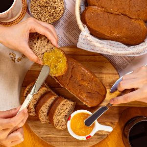 10가지 곡물이 들어가 건강하게 섭취할 수 있는 ‘10가지곡물빵’ 10가지 곡물이 들어가 건강하게 섭취할 수 있는 ‘10가지곡물빵’